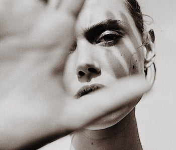 SO SCHÜTZEN SIE IHRE HAUT VOR FEINSTAUB & CO