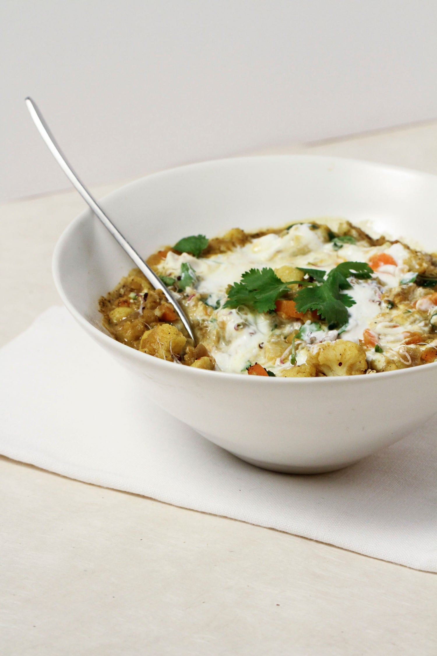 DIE BESTEN REZEPTE FÜR REIFE HAUT - LINSEN-BLUMENKOHL-DAL