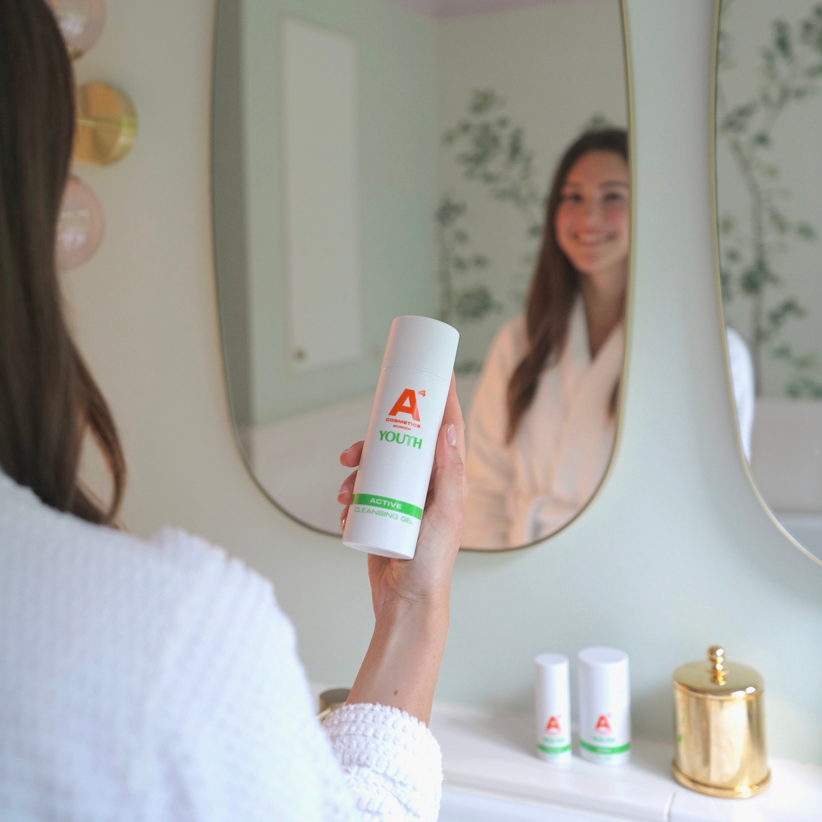 A4 ACTIVE CLEANSING GEL